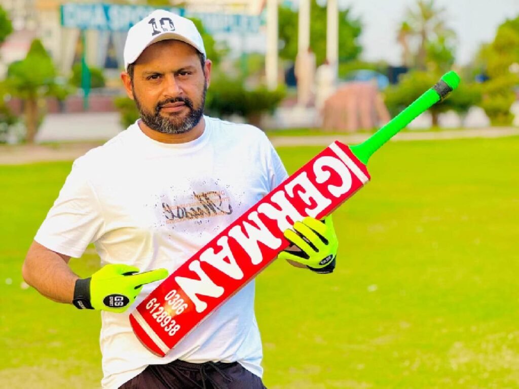Bat in Founder hand